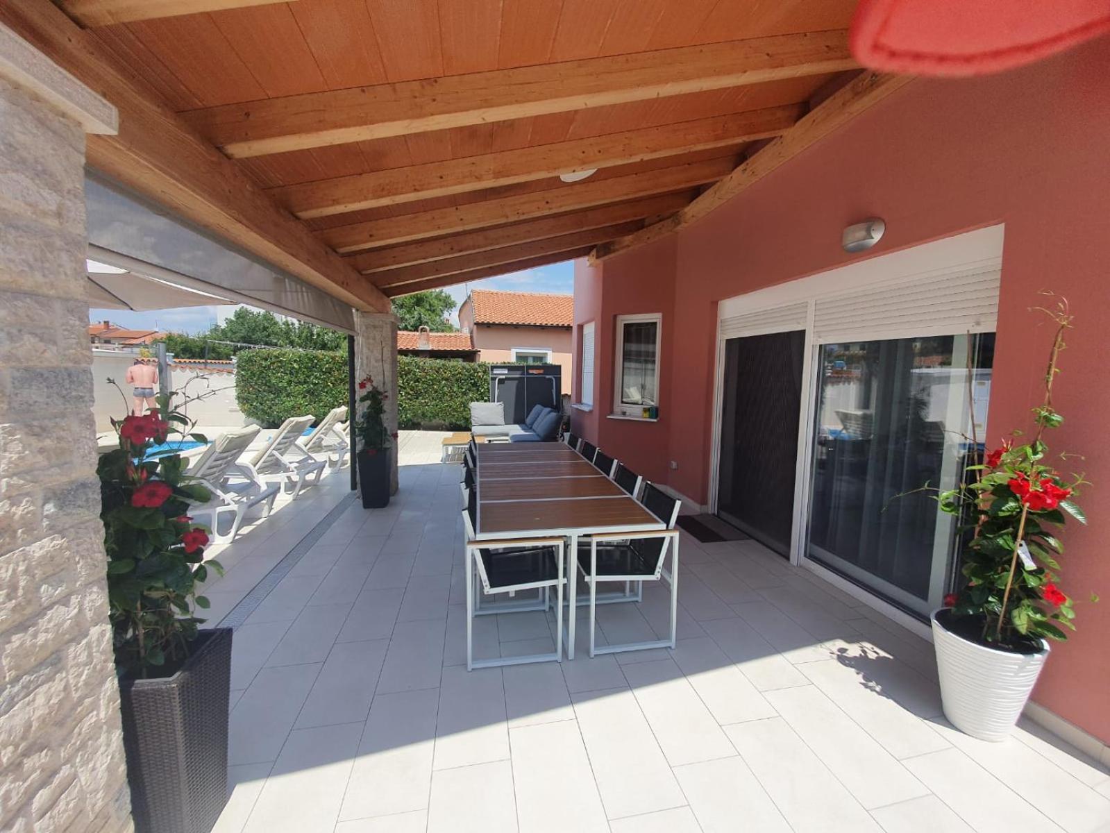 Holiday Home Nikol Pula Exterior photo