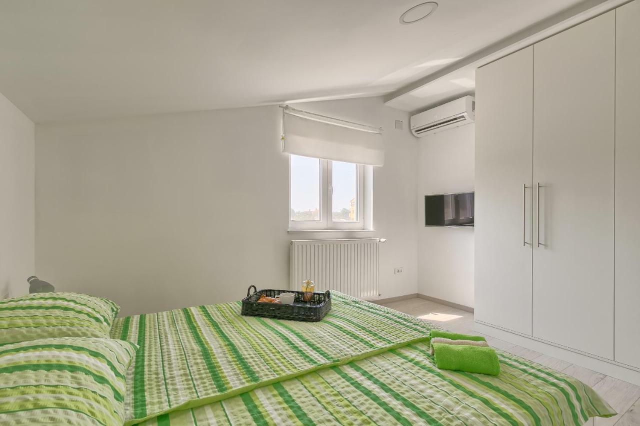 Holiday Home Nikol Pula Exterior photo