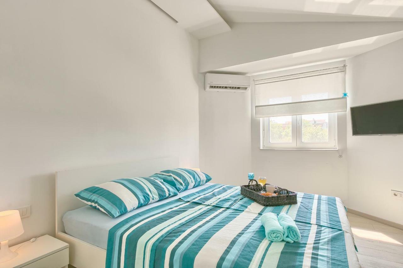 Holiday Home Nikol Pula Exterior photo